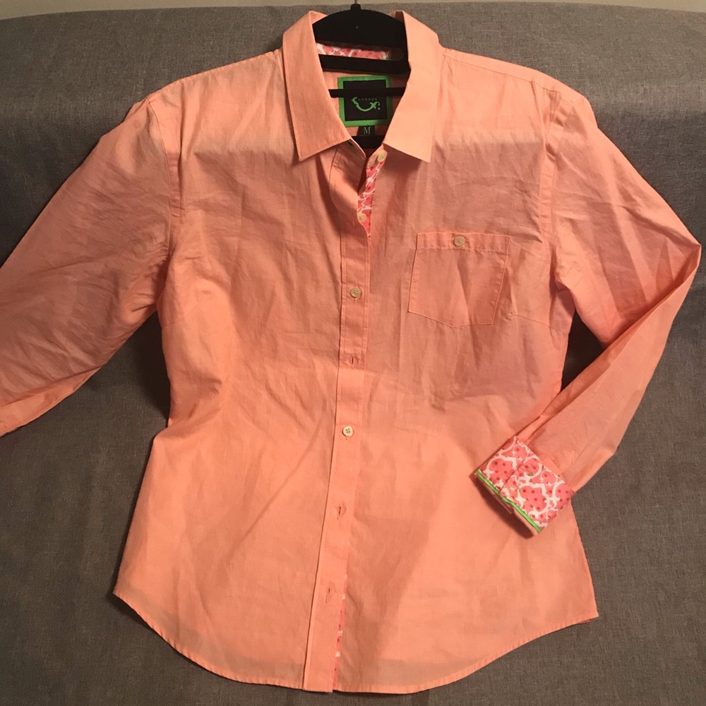 C. Wonder button down 100% cotton shirt size Med
